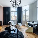 The Rabbit Hole Antwerp - Romantic Apartment With Adult Playroom