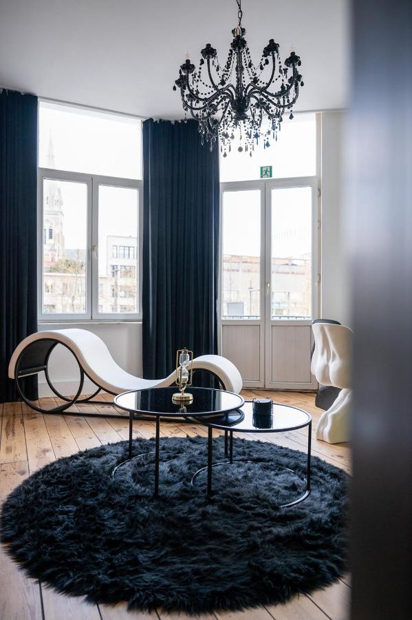 The Rabbit Hole - Romantic With Adult Playroom * Antwerp